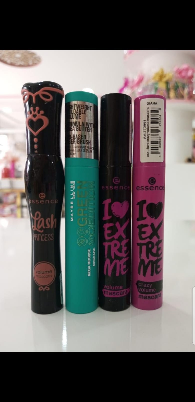 ماسكارا Essence (مجموعة تكثيف الرموش)
