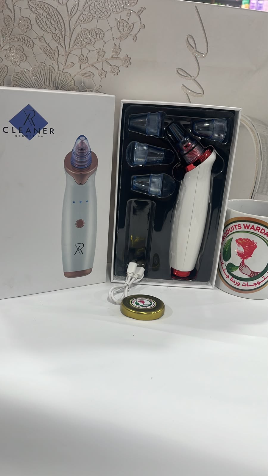 جهاز تنظيف البشرة وإزالة الرؤوس السوداء XR Cleaner – طقم 1 جهاز مع 4 رؤوس